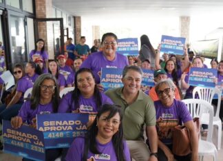 De mãos dadas com os garis: Efraim reforça compromisso com os profissionais em encontro estadual da categoria