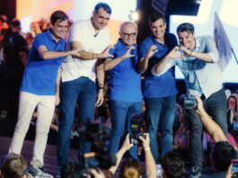 Cícero reúne multidão em convenção, oficializa chapa com Diogo Cunha Lima, Veneziano e André Gadelha e convoca Paraíba a dar o próximo passo
