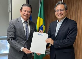 Presidente da FIEPB e da Nordeste Forte se reúne com secretário da Receita Federal e apresenta projeto para implantação de um Porto Seco na Paraíba