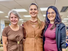 Em defesa da Fisioterapia, Carol Gomes acompanha posse histórica da diretoria do CREFITO-21