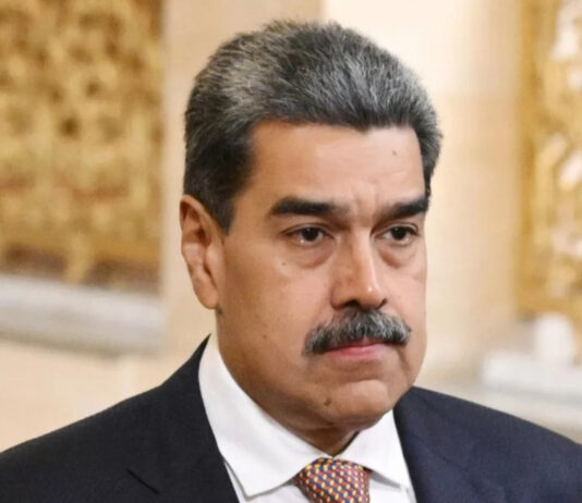 Estados Unidos atacam a Venezuela, e Trump afirma que Maduro foi capturado