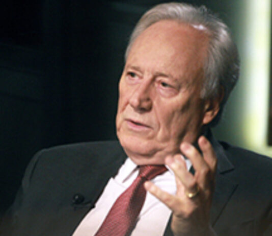 Lewandowski entrega carta de demissão do Ministério da Justiça a Lula