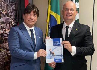 Em Brasília, presidente da FIEPB sensibiliza parlamentares sobre PEC da jornada de trabalho