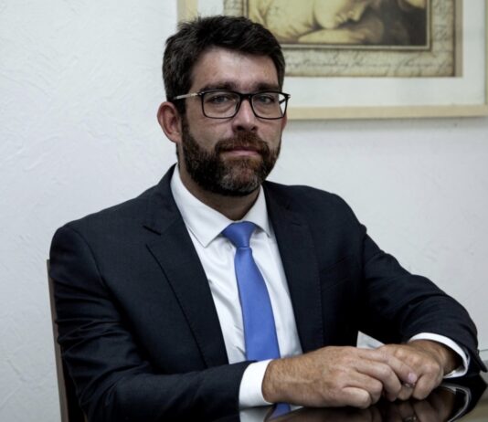 Bruno segue com reforma administrativa e anuncia Gustavo Braga como novo secretário da Saúde de Campina Grande