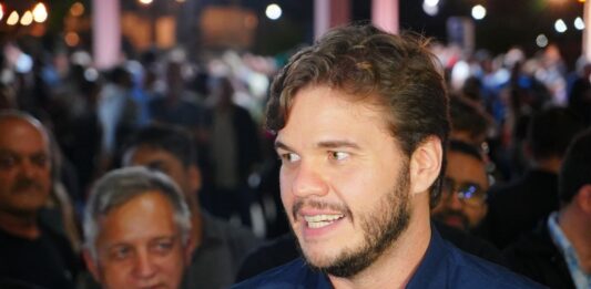 Bruno comemora os bons resultados de abril e os 2.864 novos empregos em 2026, em Campina Grande