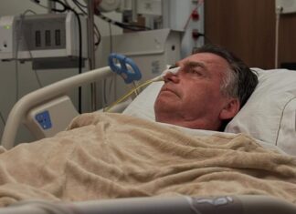 Bolsonaro passa por nova cirurgia para tratar quadro de soluço