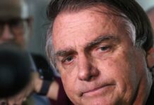 Indiciado, Bolsonaro diz que Moraes “faz tudo o que não diz a lei”