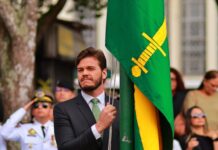 Prefeito prestigia desfile cívico do 7 de Setembro e destaca tradição de Campina