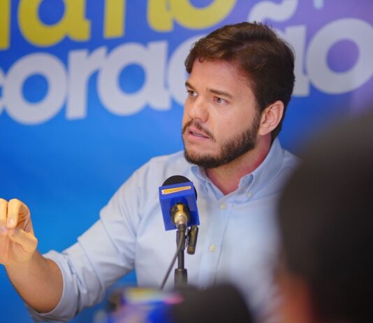 Bruno anuncia medidas de reestruturação da Saúde de Campina Grande e prazo para superação da crise no setor