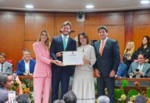 Bruno Cunha Lima recebe título de cidadão pessoense e destaca vínculos com a capital