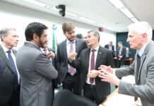 Em Brasília, Bruno participa de reunião da comissão da Câmara que discute a PEC dos Municípios