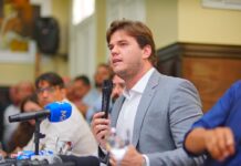 Bruno diz que optou por não transferir conta para os contribuintes e nega demissão em massa