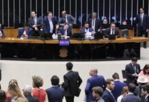 Câmara aprova regime de urgência para projeto sobre anistia