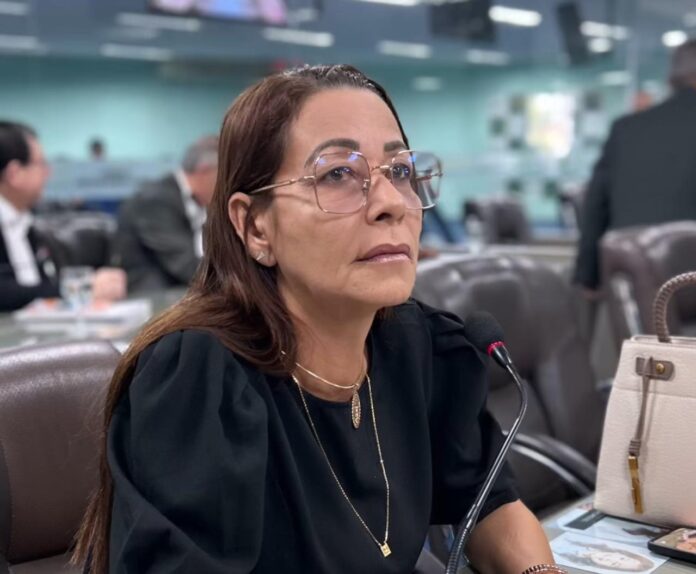 ac08747e6-bba1-4899-83f7-a0fd24fcf779