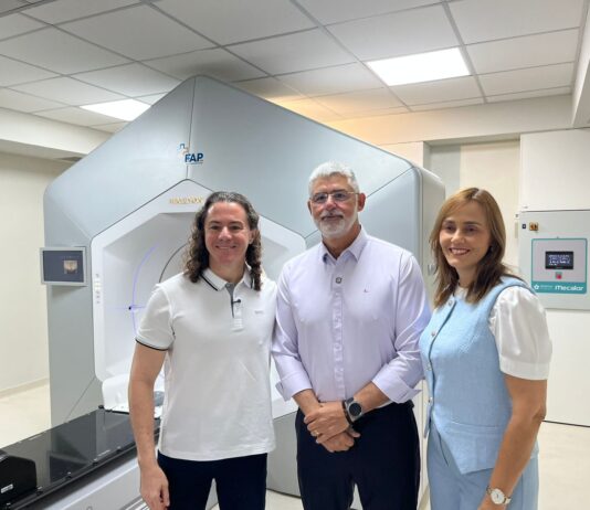 Acelerador Linear que custou R$ 8 milhões de emendas de Veneziano e Nilda Gondim começa a operar no Hospital da FAP