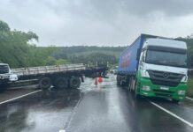 Trecho da BR-101, no sentido Recife-João Pessoa, fica totalmente interditado após acidentes