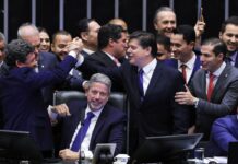 Câmara conclui votação da reforma tributária