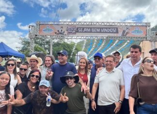 Veneziano e Ana Cláudia participam da Festa do Tapuia em Gado Bravo e destacam riqueza cultural do evento