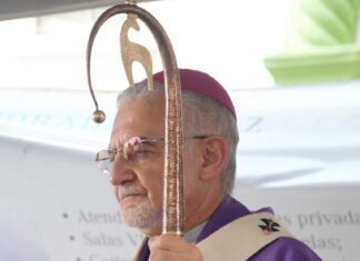 Festa de Pentecostes 2026 reúne fiéis no Espaço Cultural, em João Pessoa