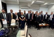 Efraim confirma apoio aos taxistas no projeto que garante direito de herança no serviço de táxi