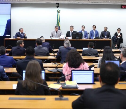 Comissão de Orçamento aprova crédito para ressarcir aposentados