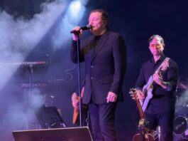 Multidão ocupa Praia de Cabo Branco e celebra os 441 anos da Capital com shows de Roupa Nova e Fábio Jr