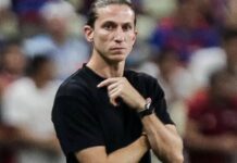 Flamengo demite técnico Filipe Luís após goleada sobre o Madureira