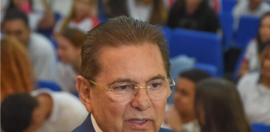 Adriano Galdino confirma Presidência da ALPB ao Republicanos e crava nome de Wilson FIlho