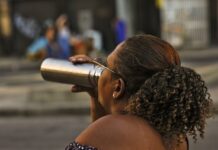 Vai curtir o carnaval? Veja como enfrentar o calor