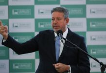 Lira anuncia comissão especial para analisar PL da Anistia