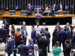 Congresso derruba quatro vetos de Lula e libera repasses de recursos federais a municípios