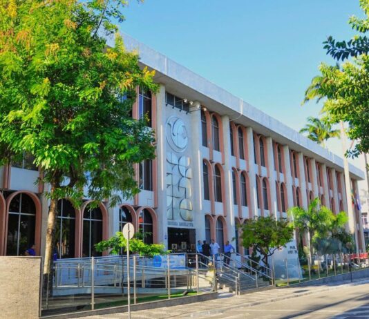 ALPB formará comissão de deputados para acompanhar negociações entre UEPB e Governo do Estado