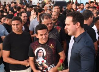 Governador Lucas Ribeiro prestigia Romaria de Santa Rita de Cássia
