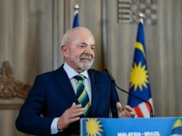 Lula diz estar convencido de que logo não haverá problema entre Brasil e Estados Unidos