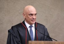 Moraes vota para condenar Bolsonaro e mais sete por golpe de Estado