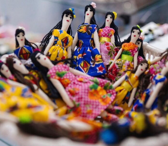 artpb42o-Salao-do-Artesanato_bonecas