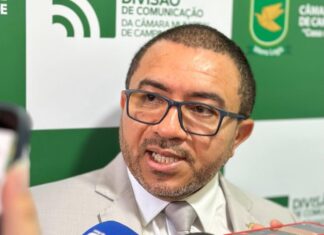 Vereador Alexandre do Sindicato propõe ampliar assistência a mulheres na menopausa em Campina Grande