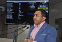 Alexandre desqualifica denúncia da oposição ao TCE: “Até assinatura de vereador foi fraudada”