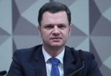 Anderson Torres classifica “minuta do golpe” como documento imprestável