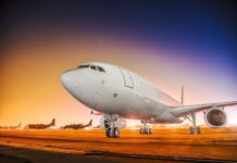 Avião que vai repatriar brasileiros no Líbano segue para Beirute