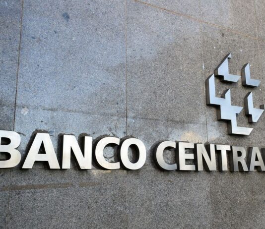 Banco Central oficializa liquidação da Master Corretora