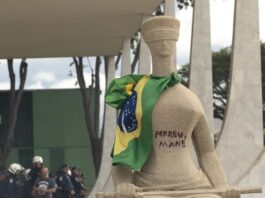 Moraes rejeita revisar pena de Débora do Batom, condenada pelo 8/1