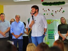 Bruno lança Programa Dinheiro Direto na Escola e amplia autonomia das unidades da rede municipal