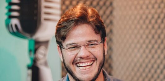 Bruno anuncia homenagem a Ariano Suassuna no Maior São João do Mundo 2027