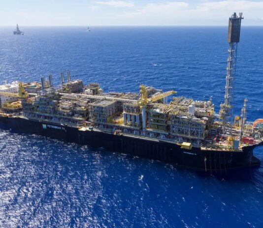 Petrobras faz nova descoberta no pré-sal da Bacia de Campos