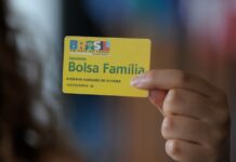 Ministro Wellington Dias diz que não há estudo sobre reajuste do Bolsa Família