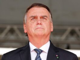 Moraes nega pedido da defesa e mantém prisão domiciliar de Bolsonaro