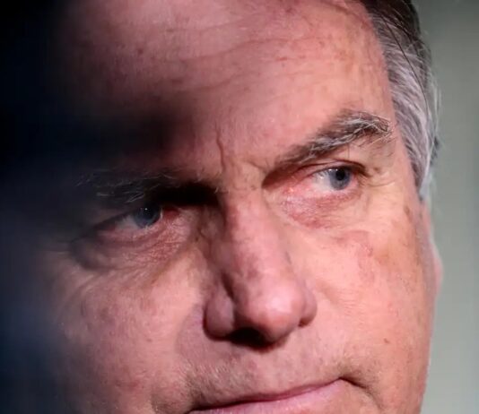 PGR dá parecer favorável à prisão domiciliar de Bolsonaro