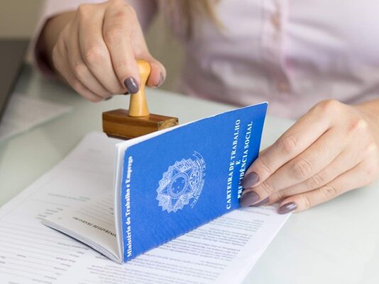 Sine-PB disponibiliza mais de 1.300 vagas de emprego em 12 municípios paraibanos