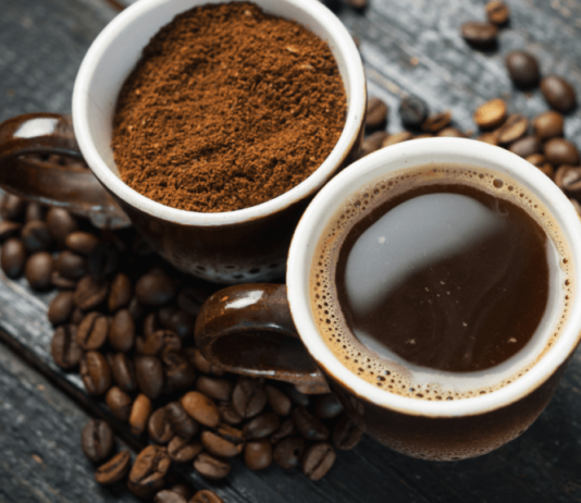 Exportação de café do Brasil cai em 2025, mas bate recorde em receita